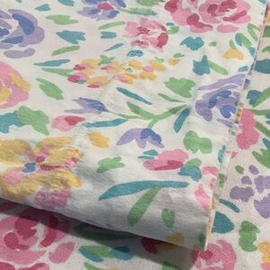 Set of 2 twin flannel top flat sheets